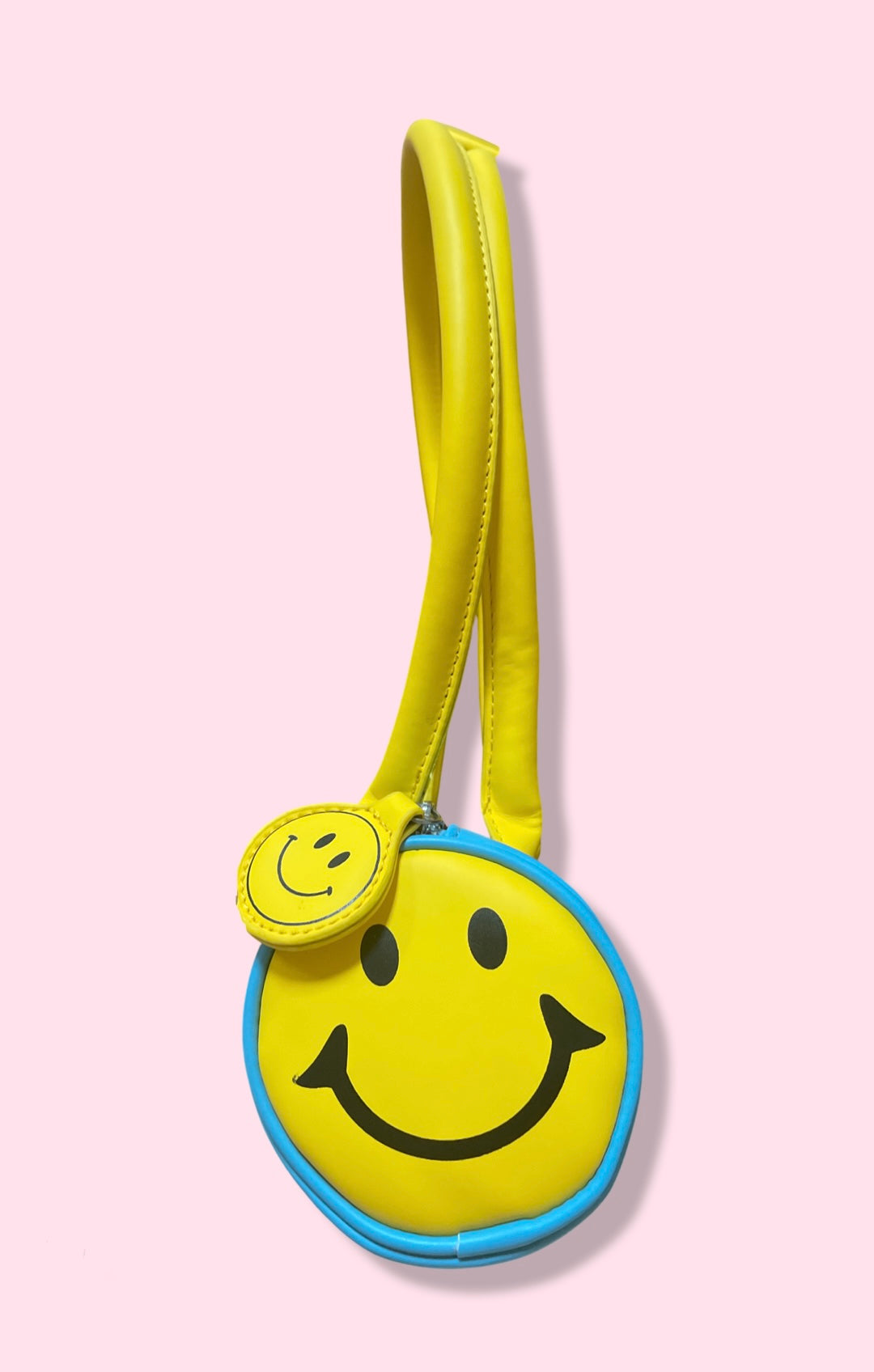 "Blue Smiley Vibez"
